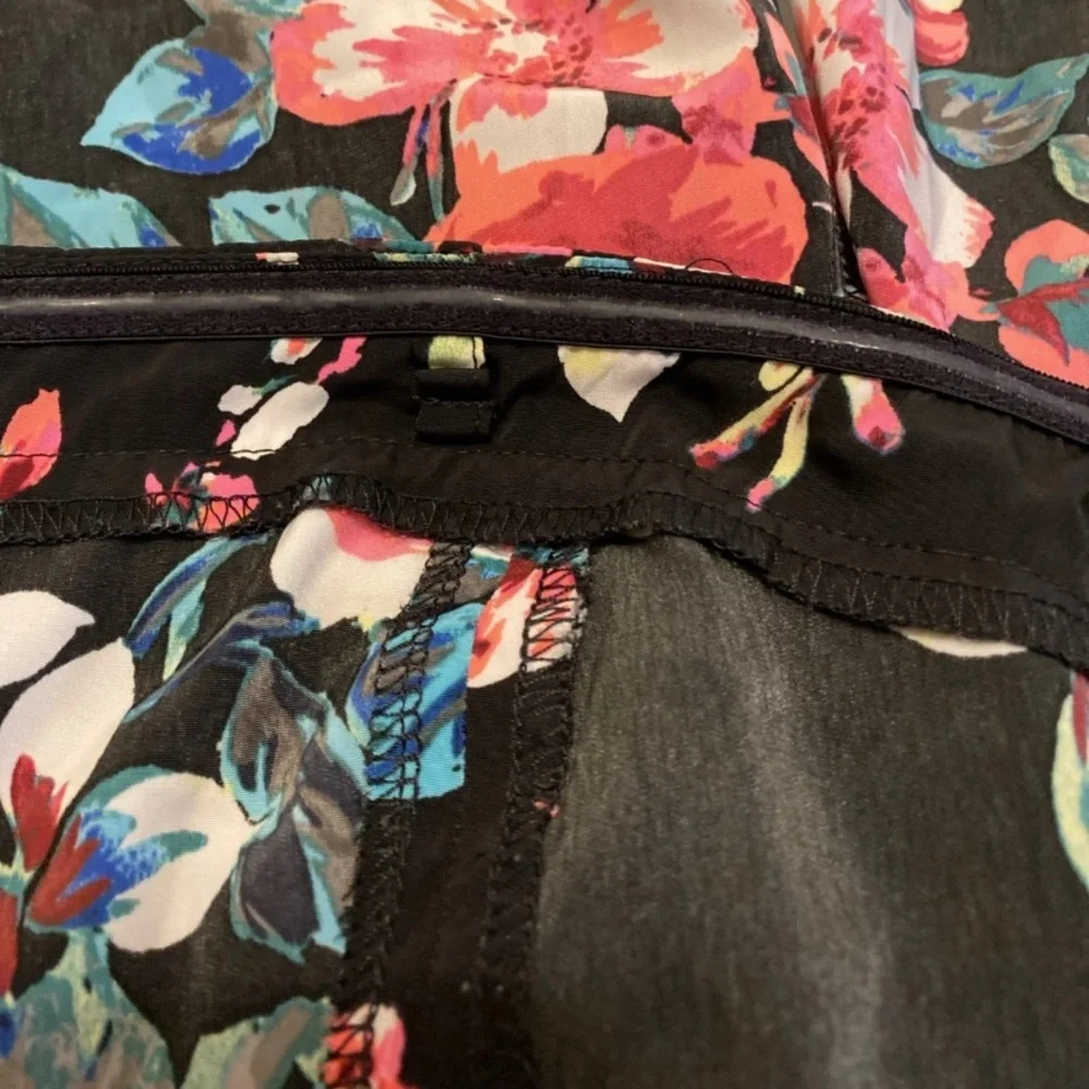 Express Strapless Dress with Floral Print - Picture 8 of 12